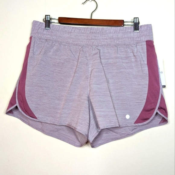 Apana Yoga Lifestyle Shorts